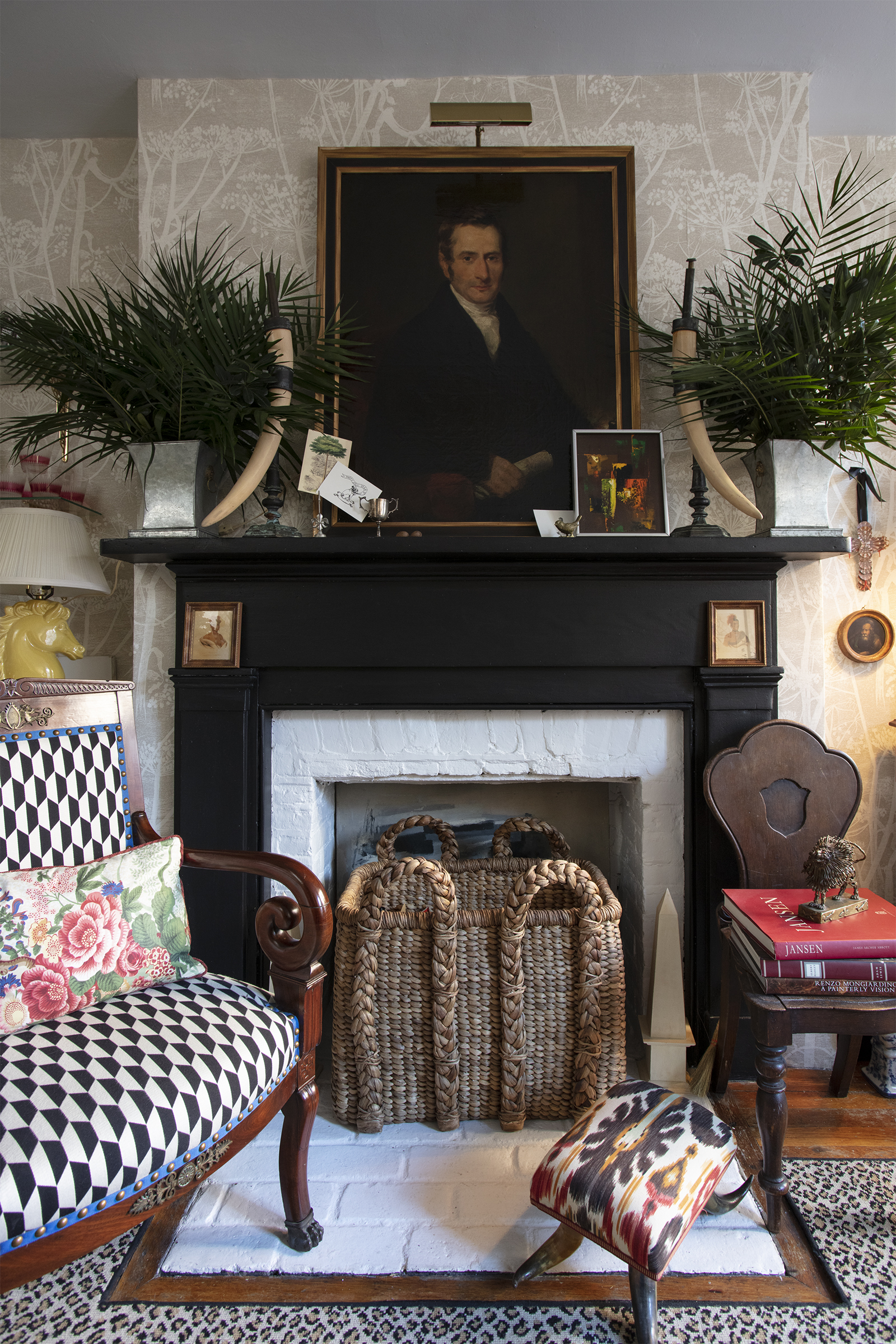 Master the Art of Decorating Small Spaces with Interior Designer Keith ...
