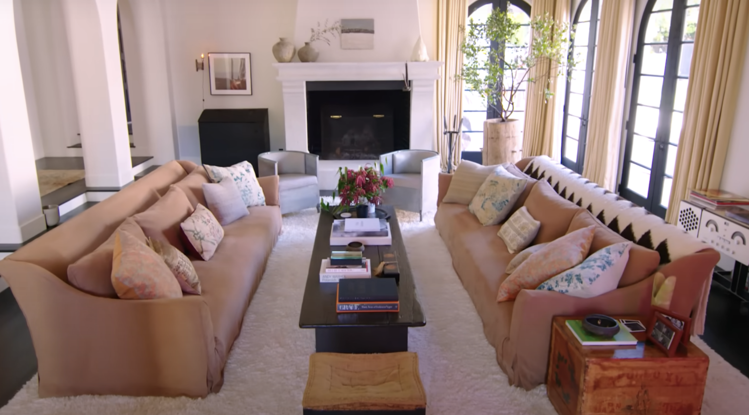 An interior designer’s guide to Kendall Jenner’s down-to-earth abode ...