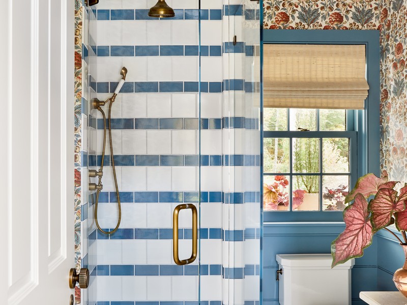 jennifer_05_bathroom