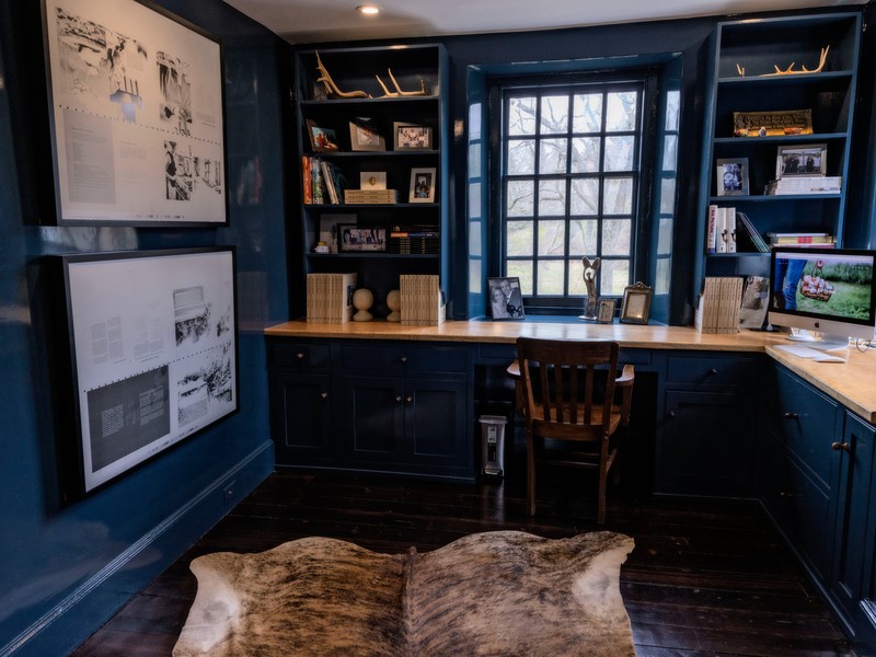 ruth_09_office